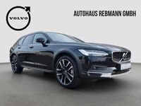 Gebraucht Volvo V90 CC Plus 197 PS (144 kW) 2024 Onyx black / metallic Kombi