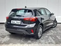 Neu Ford Focus 125 PS (91 kW) 2025 Obsidianschwarz metallic Limousine