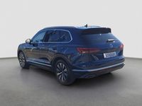Gebraucht VW Touareg Elegance 286 PS (210 kW) 2022 Blau (aquamarinblau) SUV