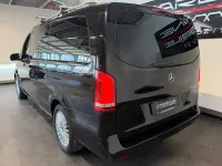 Gebraucht Mercedes V220 163 PS (119 kW) 2018 Schwarz Van / Kleinbus