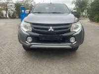 Gebraucht Mitsubishi L200 Plus 181 PS (133 kW) 2018 Grau Pickup