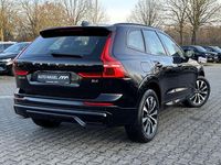 Gebraucht Volvo XC60 Plus 197 PS (144 kW) 2022 Schwarz SUV