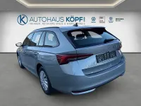 Neu Skoda Octavia Essence 116 PS (85 kW) 2026 Silber Kombi