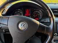 Gebraucht VW Passat 140 PS (102 kW) 2006 Grau Kombi