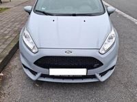 Gebraucht Ford Fiesta ST200 200 PS (147 kW) 2016 Grau Kleinwagen