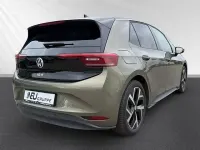 Gebraucht VW ID.3 Pro 150 kW (204 PS) 2024 Grün Kleinwagen