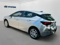 Gebraucht Opel Astra Edition 105 PS (77 kW) 2015 Andere Limousine