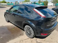 Occasion Ford Focus 100 ch (73 kW) 2009 Noir Citadine