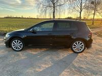 Second-hand VW Golf VII GTI 230 CP (169 kW) 2017 Negru Hatchback