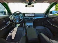 Gebraucht BMW 320e M Sport 204 PS (150 kW) 2023 Weiss Limousine