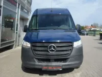 Używany Mercedes Sprinter 170 KM (125 kW) 2021 Niebieski Van