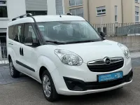 Używany Opel Combo Selection 95 KM (69 kW) 2018 Biały Minivan