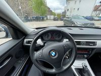 gebraucht BMW 318 i 143PS Bj. 05/09 E90 Facelift