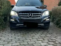 Gebraucht Mercedes ML350 Edition 231 PS (169 kW) 2011 Schwarz SUV