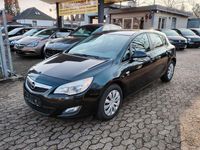 Gebraucht Opel Astra 101 PS (74 kW) 2012 Schwarz Limousine