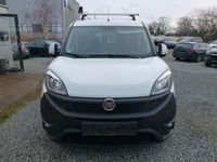Gebraucht Fiat Doblò 95 PS (69 kW) 2017 Weiß Van / Kleinbus
