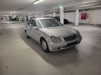 Gebraucht Mercedes C220 Classic 143 PS (105 kW) 2000 Silber Limousine