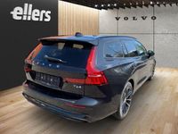 Neu Volvo V60 Plus 398 PS (292 kW) 2026 Schwarz Kombi
