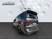 Gebraucht VW Multivan Life 150 PS (110 kW) 2025 Grau Van / Kleinbus