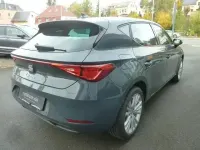 Gebraucht Seat Leon Style 150 PS (110 kW) 2024 Fjord blau Limousine
