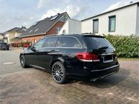 gebraucht Mercedes E220 BlueTEC 4MATIC T Autom. -