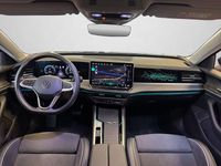 Gebraucht VW Passat Elegance 150 PS (110 kW) 2025 Grenadillschwarz metallic (metallic) Kombi