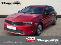 Używany Opel Astra Enjoy 110 KM (80 kW) 2023 Czerwony Sedan/Limuzyna