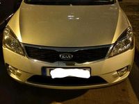 Gebraucht Kia Ceed 125 PS (91 kW) 2011 Grau Kleinwagen