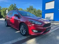 Gebraucht Ford Focus ST-Line 140 PS (102 kW) 2018 Rot Limousine