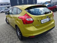 Gebraucht Ford Focus Trend 105 PS (77 kW) 2011 Gelb Limousine