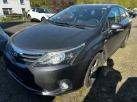 Gebraucht Toyota Avensis Life 150 PS (110 kW) 2012 Grau Kombi