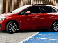 Gebraucht BMW 225 136 PS (100 kW) 2019 Orange Van / Kleinbus