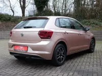 Gebraucht VW Polo Comfortline 95 PS (69 kW) 2018 Gold Kleinwagen