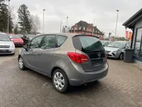 Używany Opel Meriva Edition 101 KM (74 kW) 2010 Brązowy Minivan