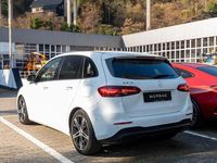 Gebraucht Mercedes B200 163 PS (119 kW) 2025 Weiß Van / Kleinbus