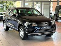 Gebraucht VW Touareg Terrain Tech 262 PS (192 kW) 2015 Blau SUV