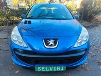 Gebraucht Peugeot 206+ Urban Move 73 PS (53 kW) 2012 Blau Kleinwagen