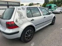Gebraucht VW Golf IV 105 PS (77 kW) 2000 Silber Limousine