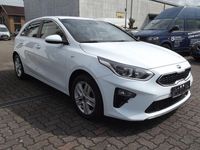 Używany Kia Ceed Vision 136 KM (100 kW) 2020 Biały Hatchback