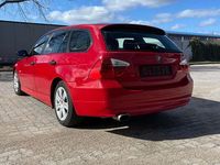 Gebraucht BMW 320 129 PS (94 kW) 2006 Rot Kombi