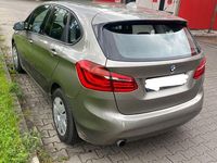 Gebraucht BMW 218 Active Tourer 136 PS (100 kW) 2015 Braun Van / Kleinbus