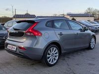 Gebraucht Volvo V40 You! 114 PS (83 kW) 2015 Grau Kombi