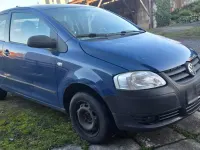 Second-hand VW Fox 58 CP (42 kW) 2006 Albastru Hatchback