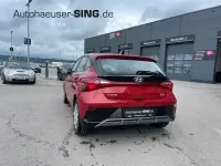Neu Hyundai i20 101 PS (74 kW) 2026 Rot Kleinwagen