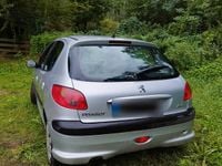 Gebraucht Peugeot 206 75 PS (55 kW) 2005 Grau Kleinwagen