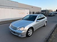 Gebraucht Mercedes C230 Sport Edition 204 PS (150 kW) 2006 Silber Limousine