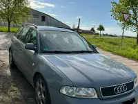 Gebraucht Audi A4 150 PS (110 kW) 2001 Grau Kombi