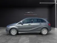 Gebraucht Mercedes B180 122 PS (89 kW) 2013 Grau Kleinwagen
