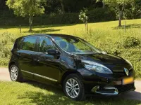 Gebraucht Renault Mégane 130 PS (95 kW) 2014 Schwarz Limousine