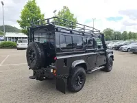 Gebraucht Land Rover Defender SE 122 PS (89 kW) 2015 Schwarz Kombi